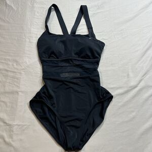 Nike Women’s Mesh Solid Edge V-Back One-Piece Swimsuit – Black, Size L Large